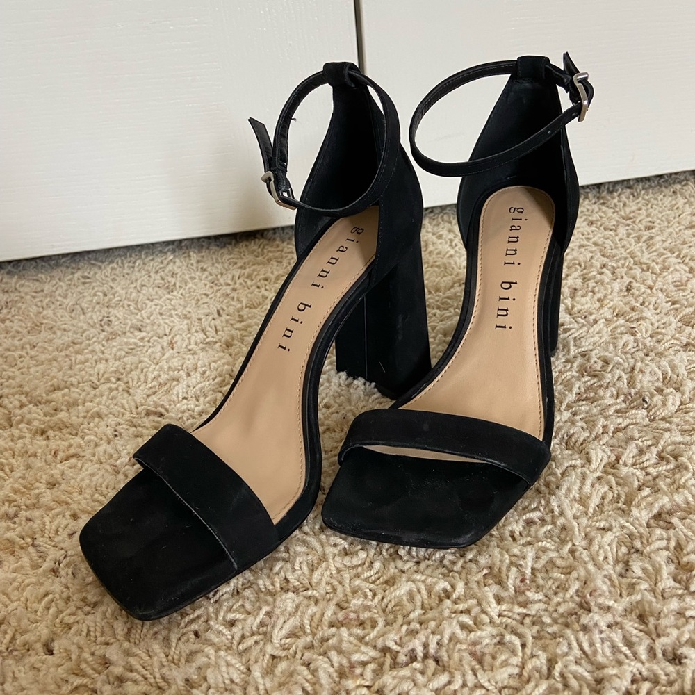 Gianni Bini Black suede heels, worn once, size 7